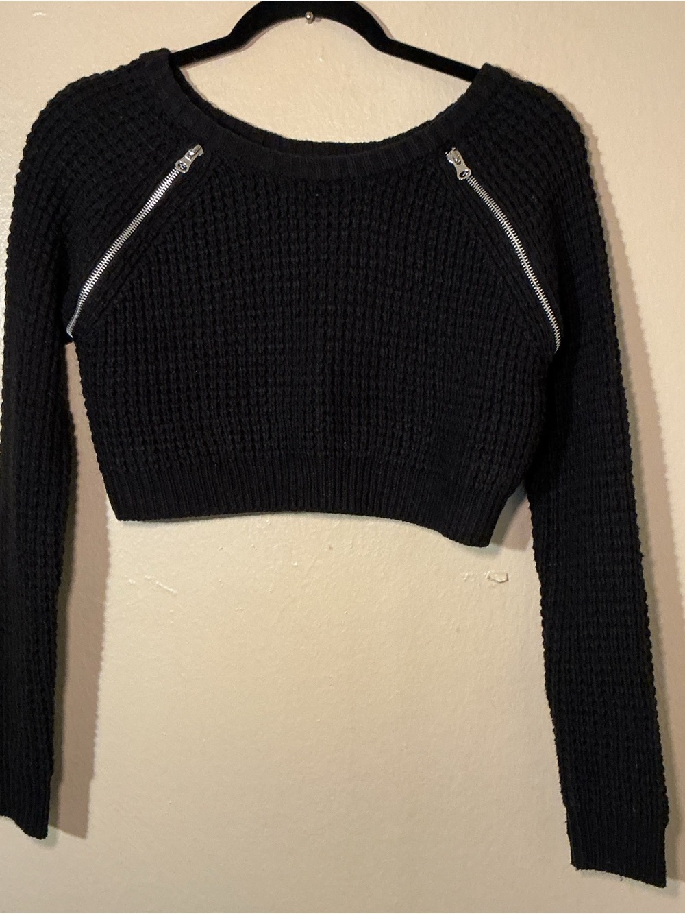 Aqua Black Cropped Waffle-Knit Crew Sweater with Silver Zippers - Picture 3 of 8